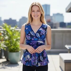 Sweet Pea by Stacy Frati Blue Floral Sewn in Waistband Sleeveless Size Medium